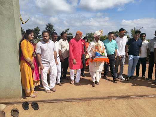 Ganesha Visits School